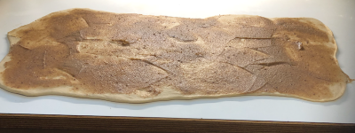 Zimt-Buttermischung auf Teig 2